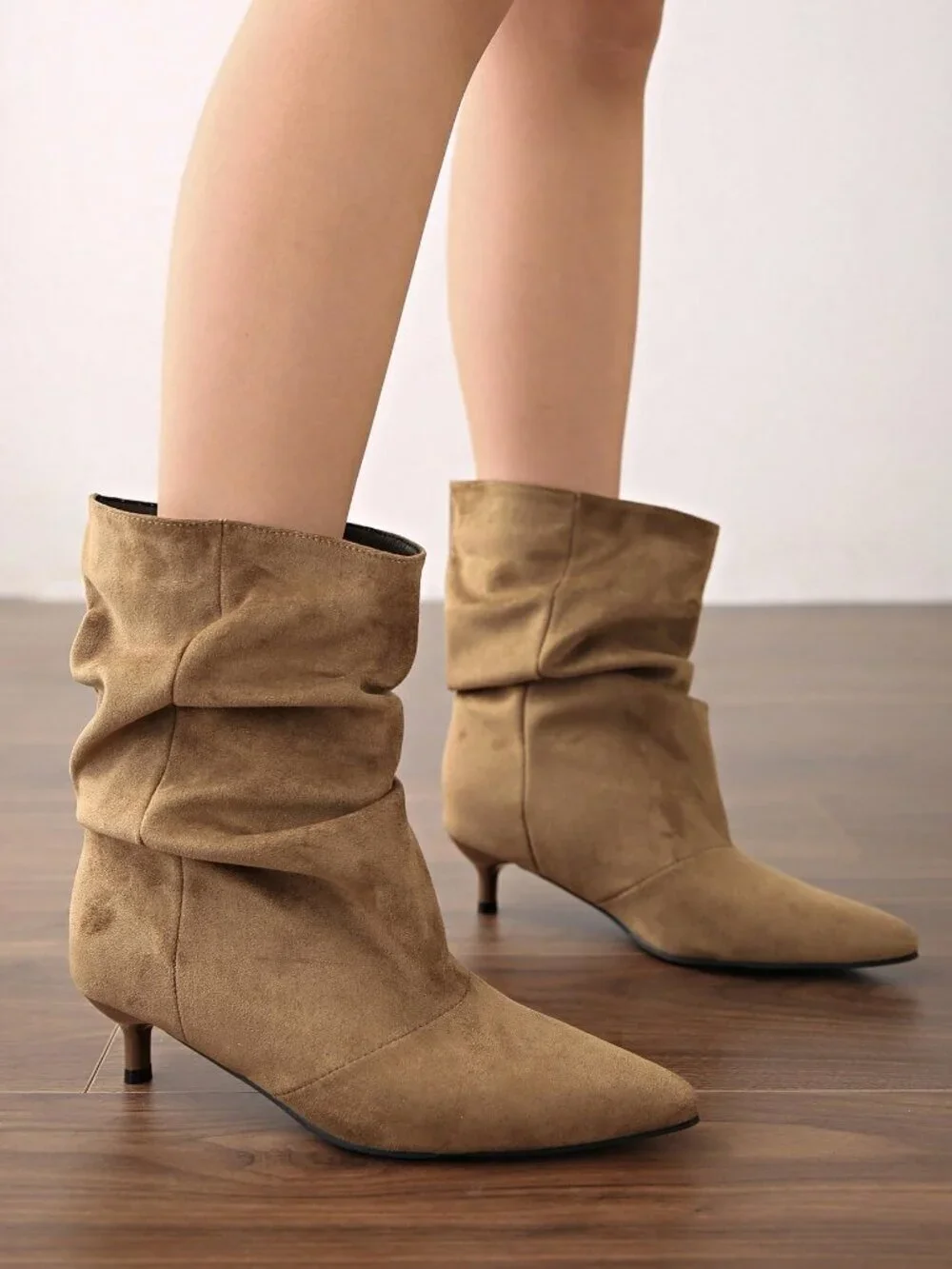 Khaki Boho Women's Pleated heeled Boots